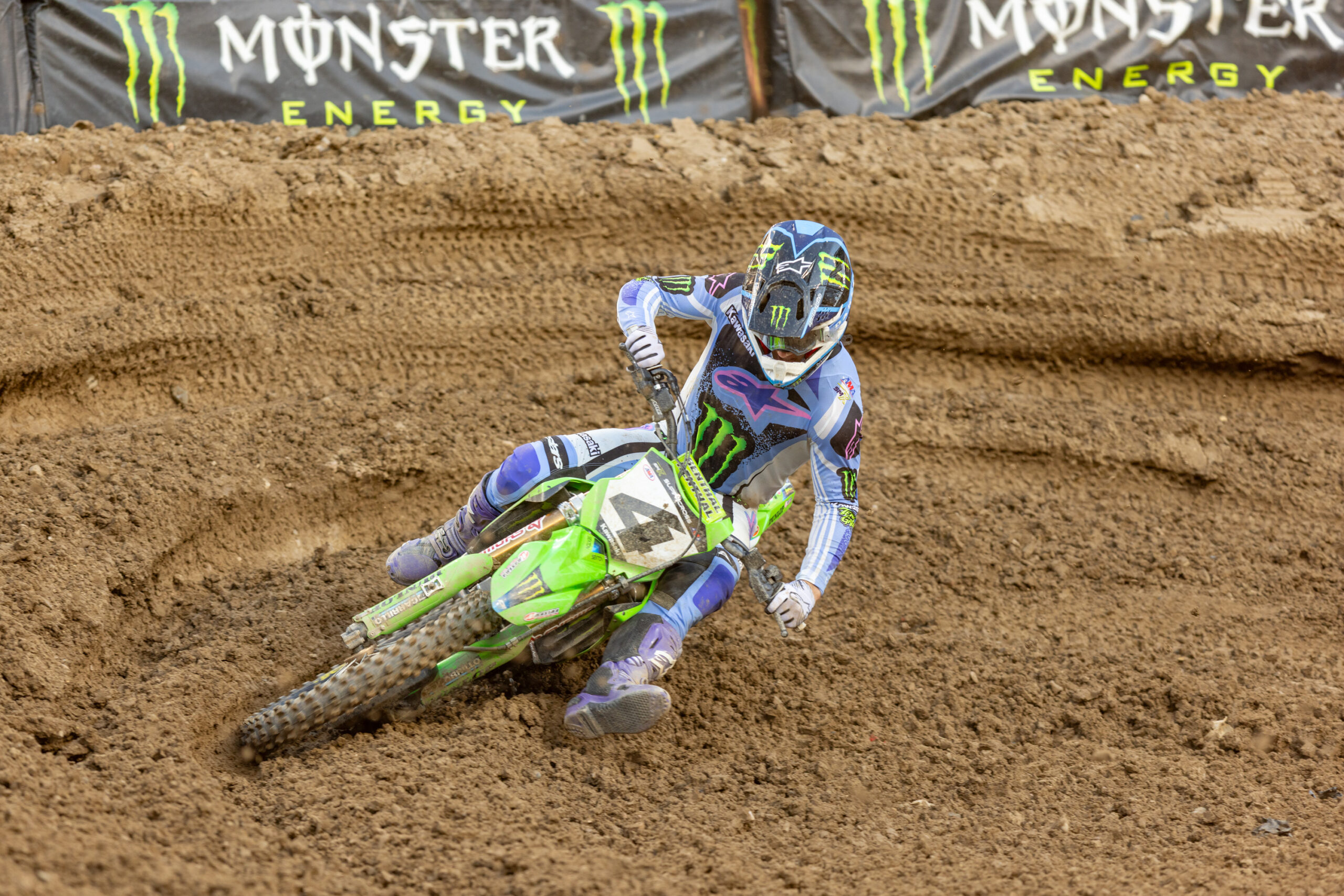 Watch: QUESTIONS AND ANSWERS VLOG | Chase Sexton